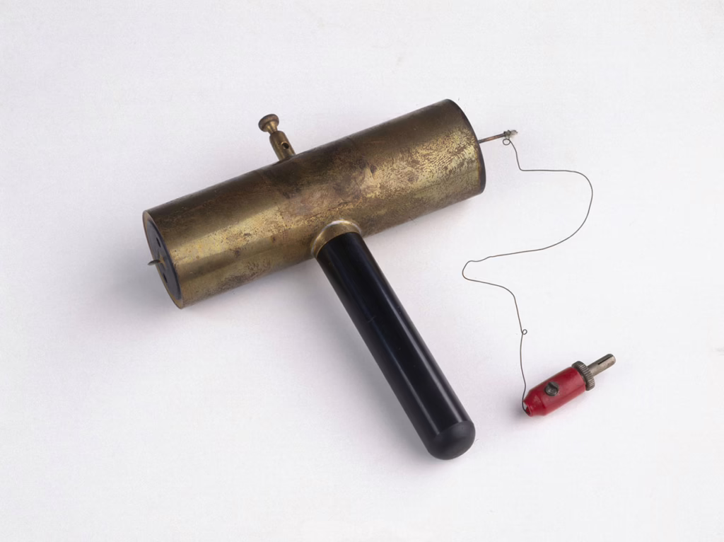 Early Geiger counter made by Hans Geiger