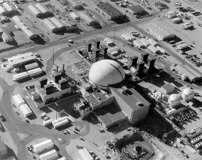 Fast Flux Test Facility (FFTF), a thermal reactor cooled by liquid sodium located on the Hanford Site in the US