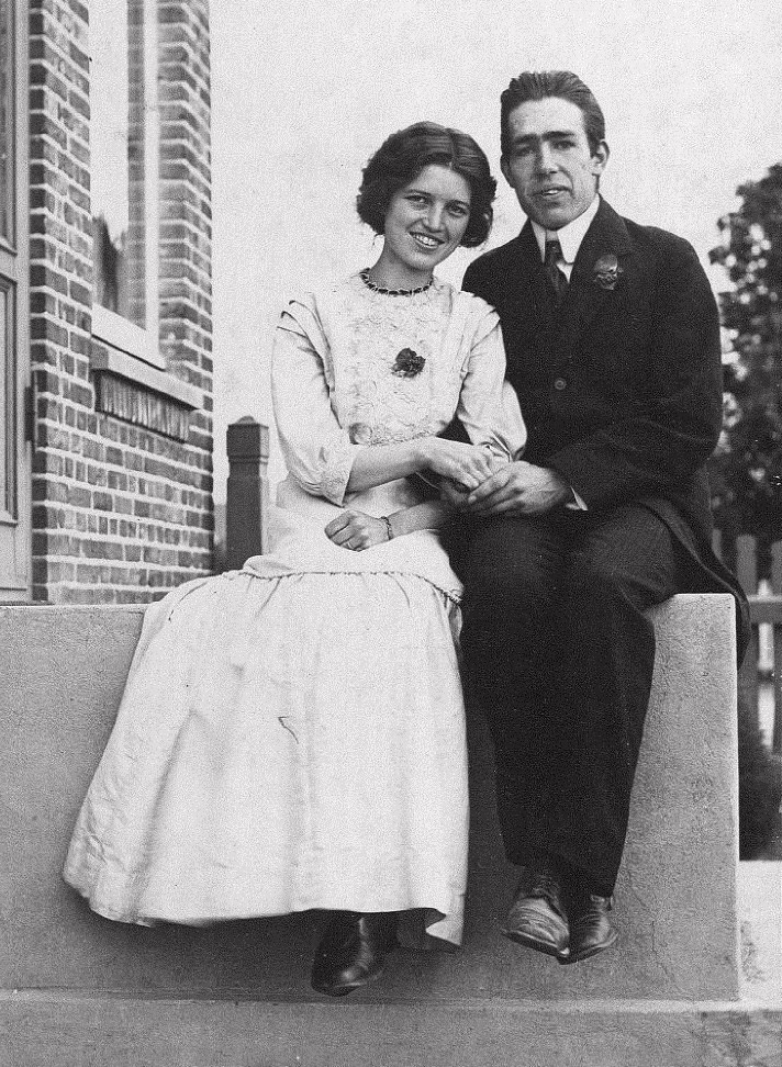 Niels Bohr and Margrethe on their engagement, 1910