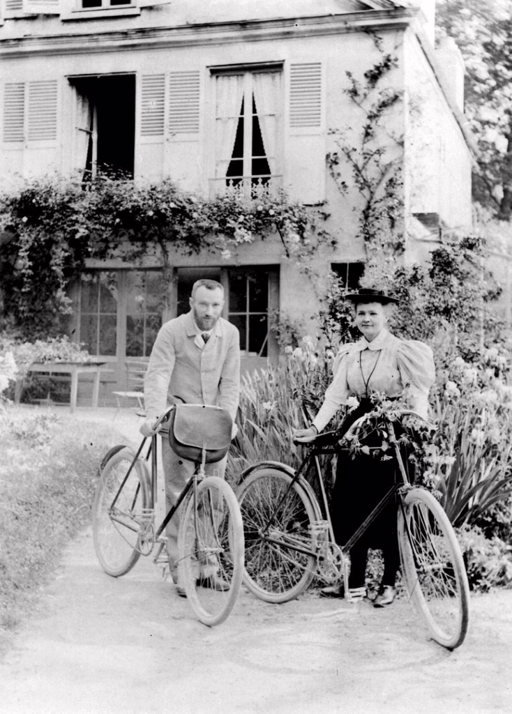 Pierre and Marie Curie in front of their house in Sceaux, 1895